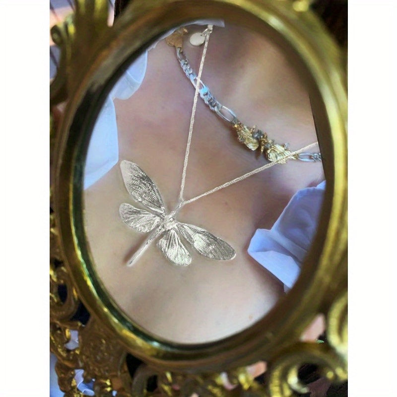 1pc Retro Bohemian Style Large Dragonfly Pendant Silvery Metal Men and Women Necklace 40+1.97inch Suitable for Daily Gift Giving Couples