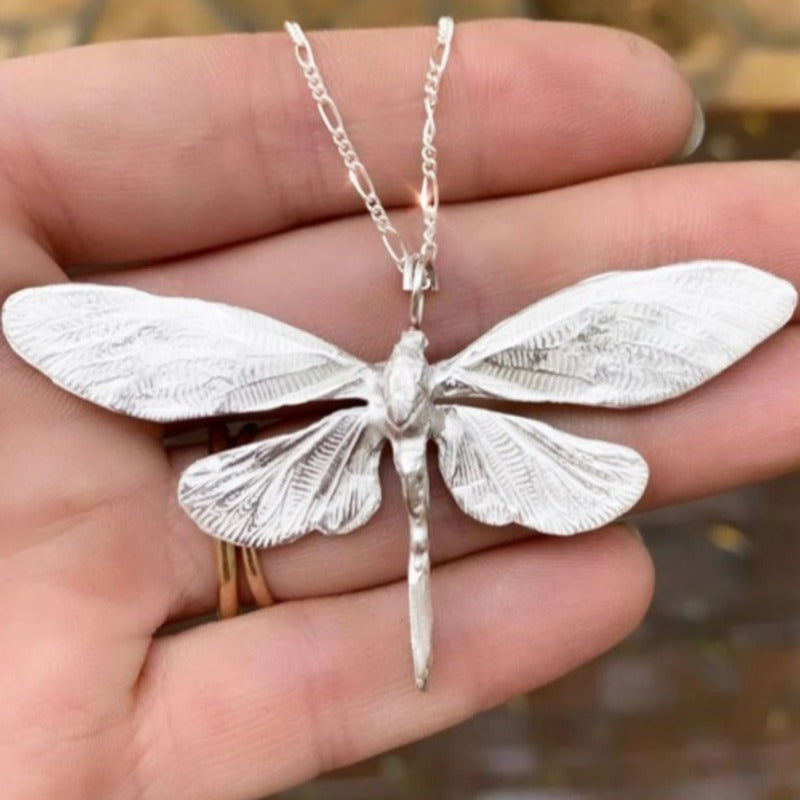 1pc Retro Bohemian Style Large Dragonfly Pendant Silvery Metal Men and Women Necklace 40+1.97inch Suitable for Daily Gift Giving Couples