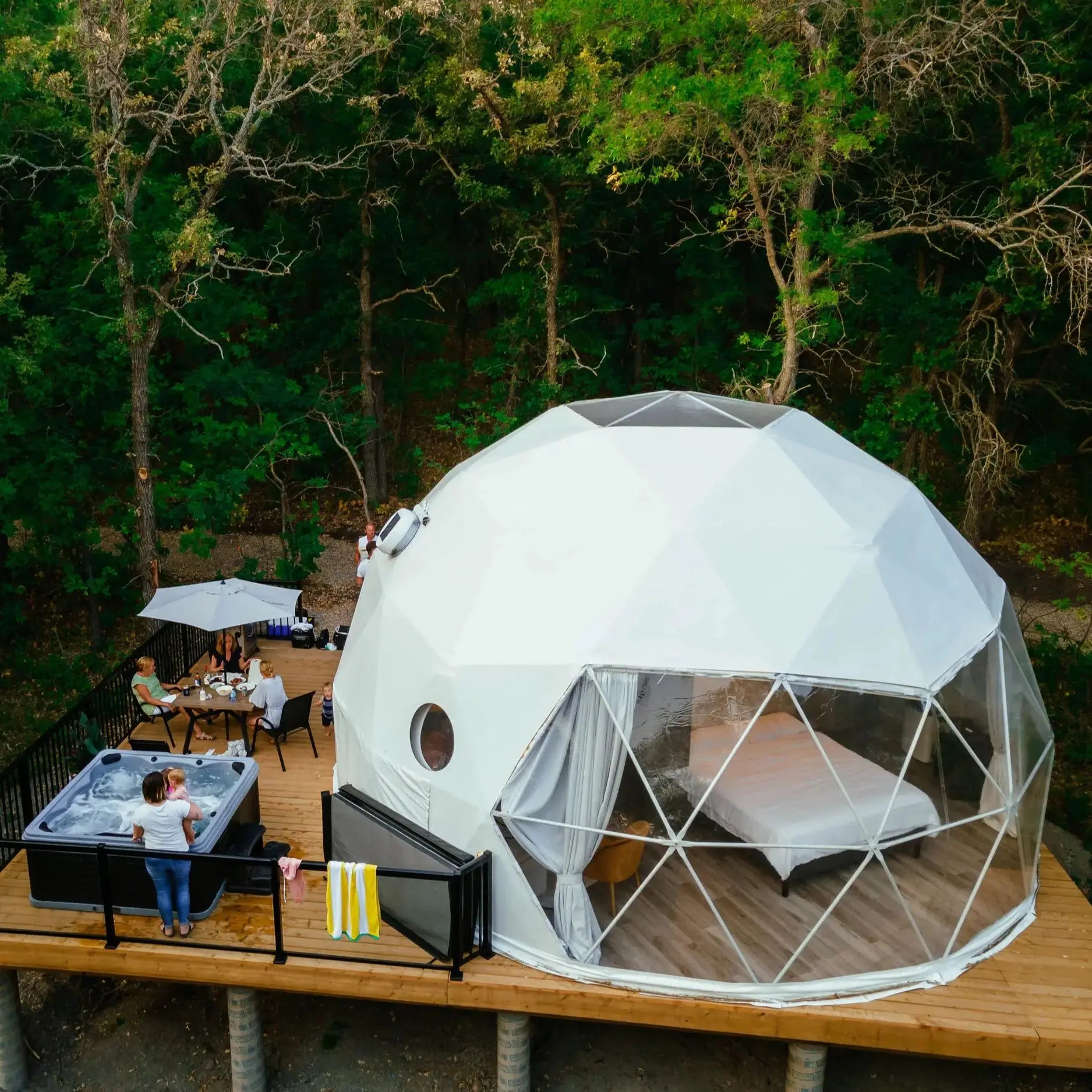 Geodesic Dome Manor greenhouse Tent Leisure Resort Vacation Outdoor Glamping Round Tent Transparent Starry Sky Luxury Hotel Dome
