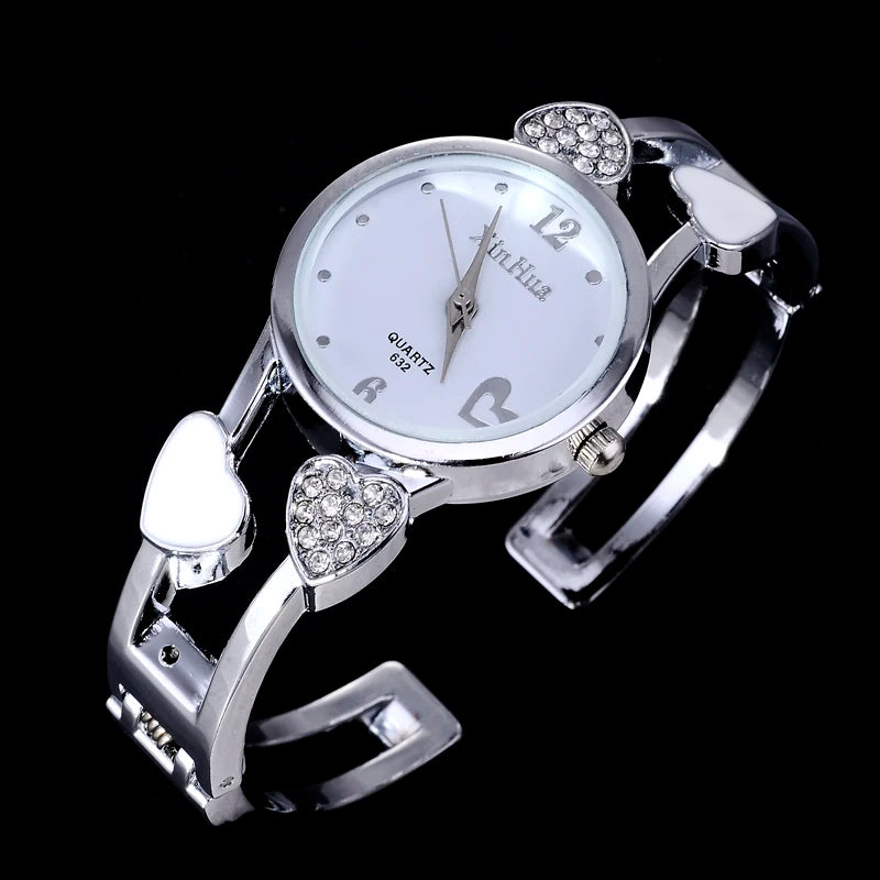Women Vintage Heart Watch Design Quartz Fashion Silver Classic Crystal Stainless Steel Luxury Wristwatch Mujer Relogios Feminine