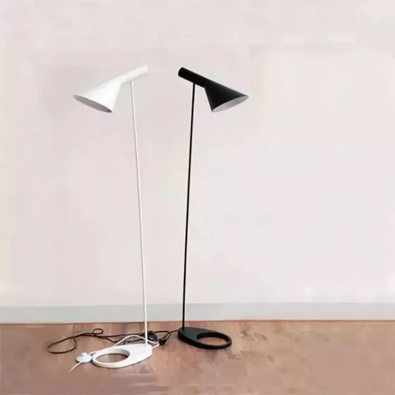 Arne Jacobsen Floor Lamp Living room Studio Bed Side Replica designer scandinavian table lamp Black White standing lamp