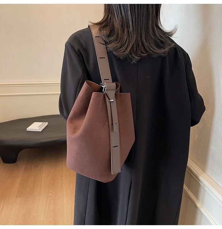 Retro Frosted Buet Bag Large Capaci Commuter Women's Single oulder Slant Cross Bag Soft PU Material Buet ape