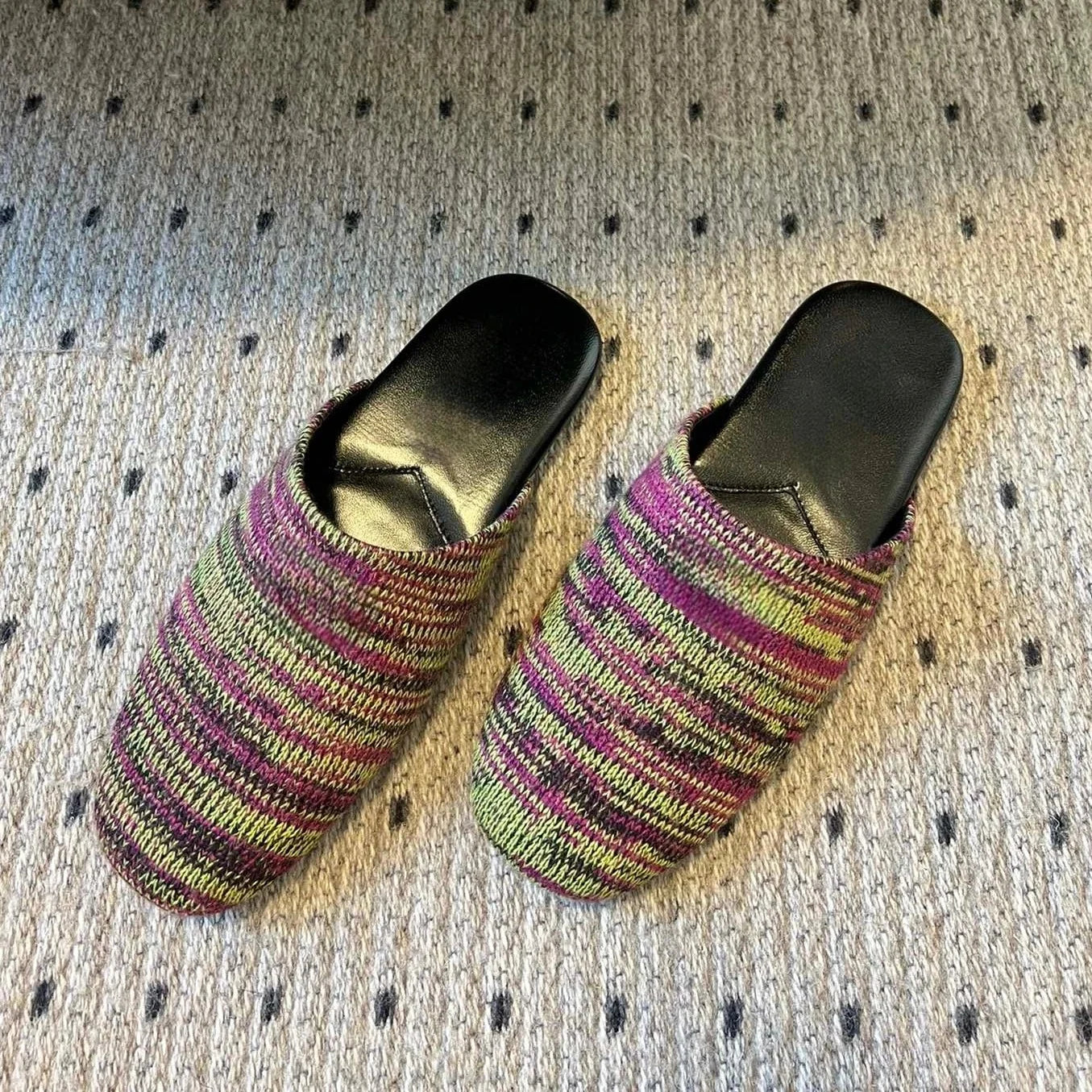 Top Quality Handmade BlingBling Crystal Pointed-Toe Super High Heel Woman Slippers Stiletto Ladies Wedding Banquet PumpsTop Qual