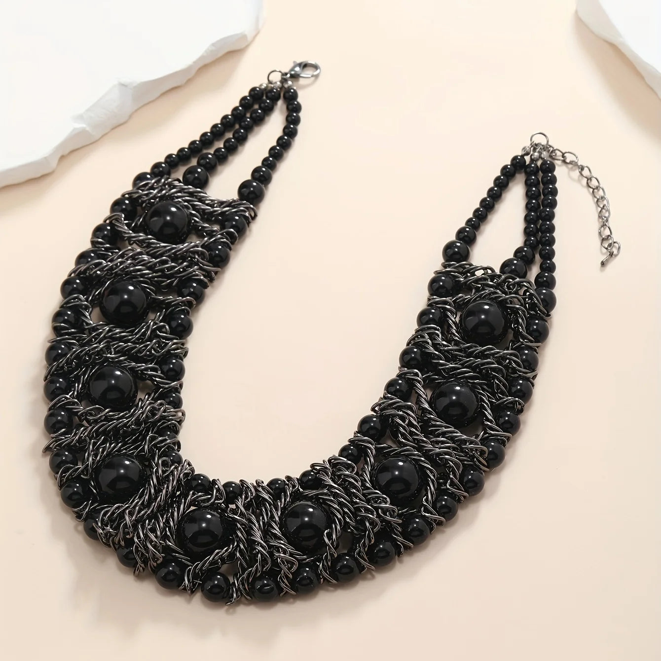 Women's exaggerated woven necklace, Bohemian wind, suitable for daily holiday gifts to girlfriends and wives