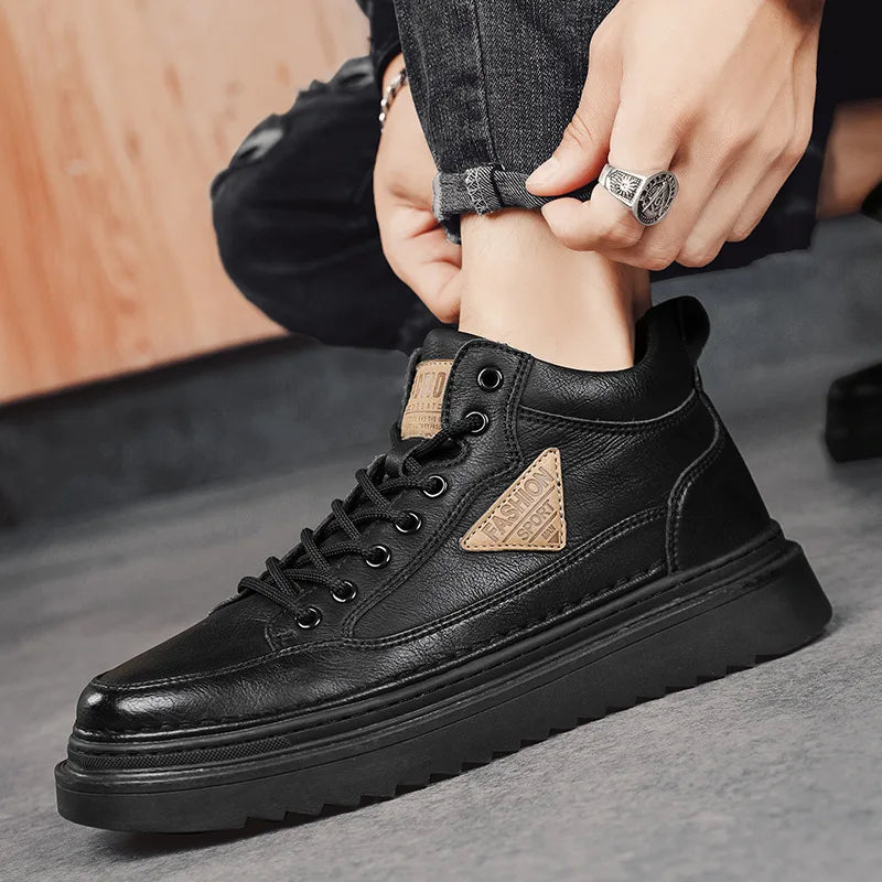 Men's shoes spring and autumn new casual board shoes leather boots solid color British leather shoes anti slip soft sole