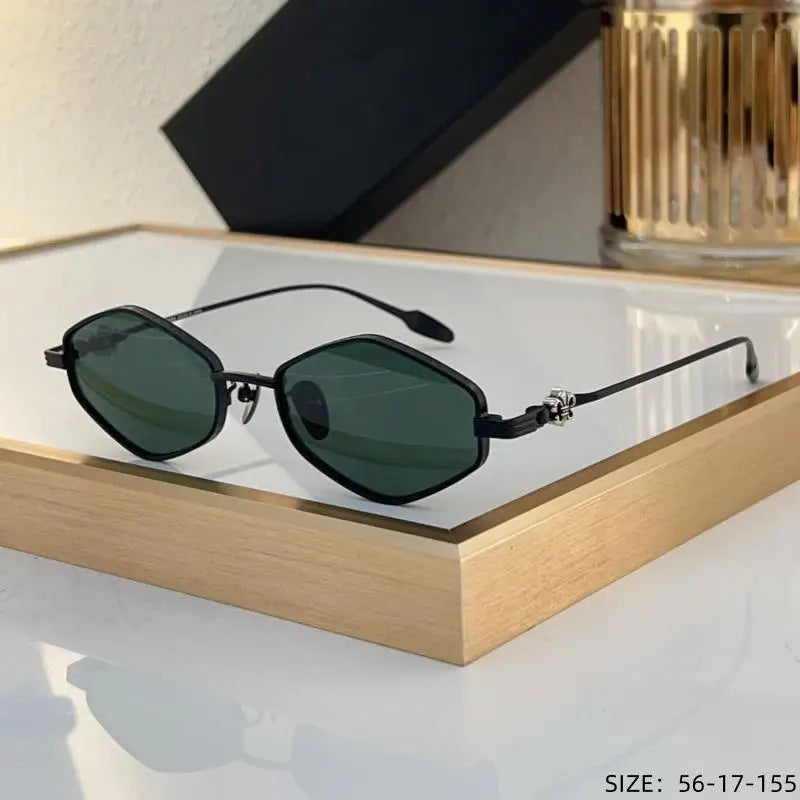 Outdoor Sunglasses Women Brand Designer Classic Irregular New Fashion Retro Personality Aesthetic Luxury Sun Glasses UV400