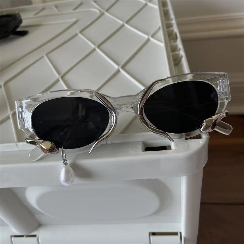 Pearl earrings water drop Designer sunglasses personalized niche sunglasses cat eye glasses for men and women