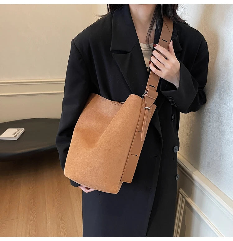 Retro Frosted Buet Bag Large Capaci Commuter Women's Single oulder Slant Cross Bag Soft PU Material Buet ape