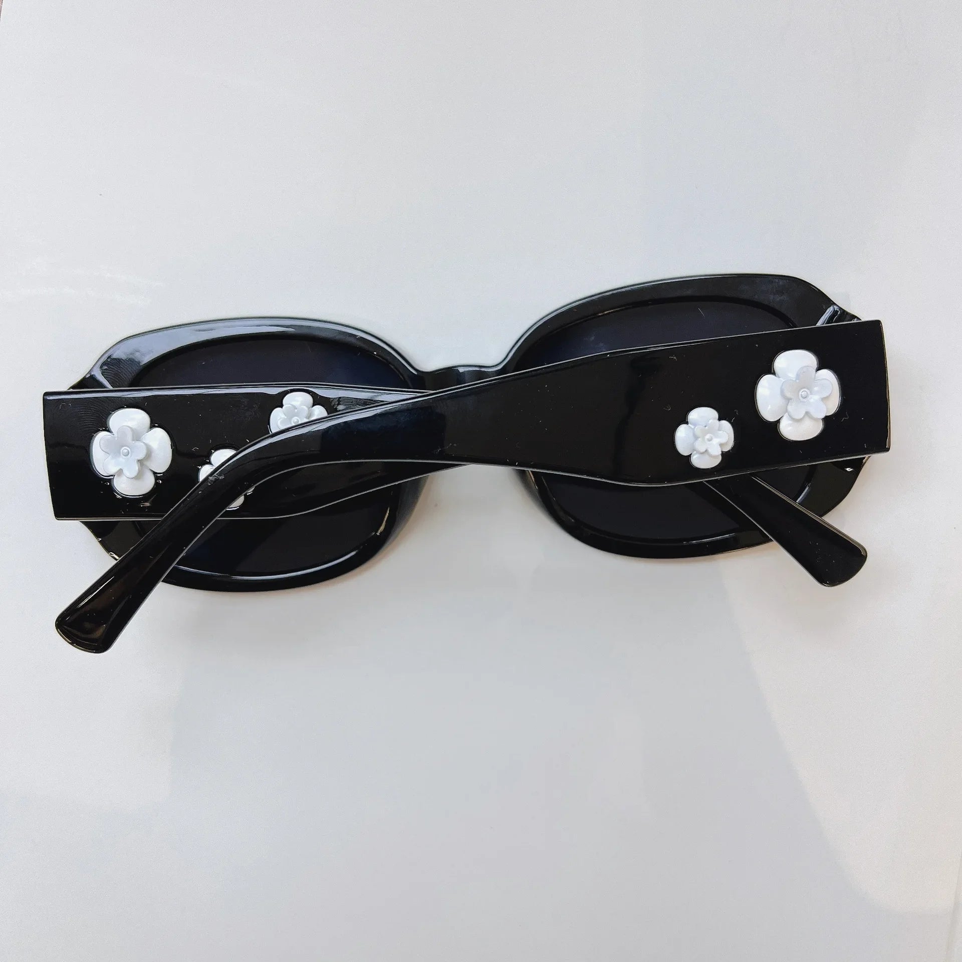Small Frame Sunglasses for Women Fancy Sunglass Female Ladies Luxury Designer Vintage Gafas De Sol UV400 2025 New Sun Glasses
