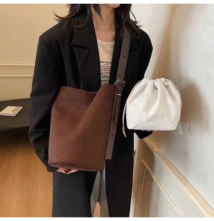 Retro Frosted Buet Bag Large Capaci Commuter Women's Single oulder Slant Cross Bag Soft PU Material Buet ape