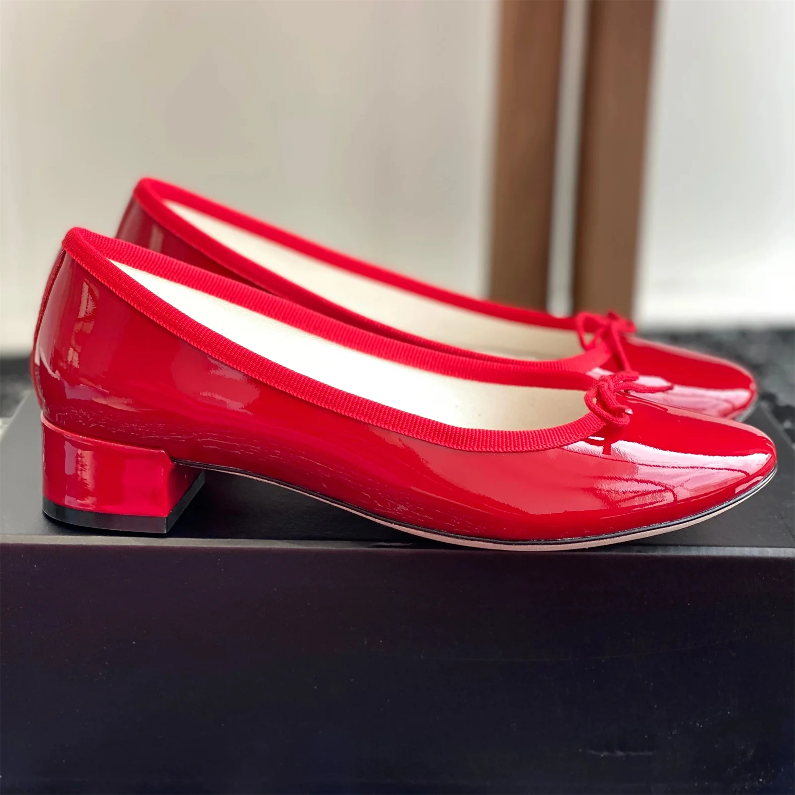 2025 Newest Genuine Leather Round-Toe Ankle-Strap Woman Flats Mary Janes Ballet Dance Shoes Banquet Shoes Woman Sapato Feminino