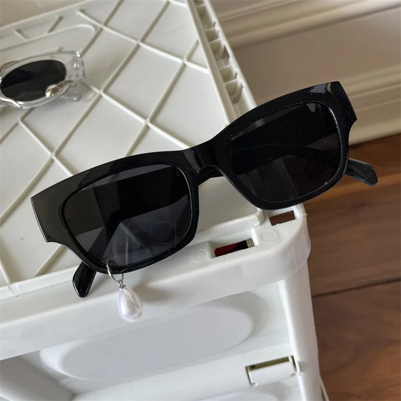 Pearl earrings water drop Designer sunglasses personalized niche sunglasses cat eye glasses for men and women