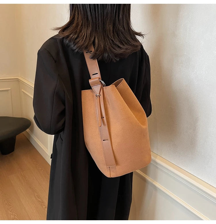 Retro Frosted Buet Bag Large Capaci Commuter Women's Single oulder Slant Cross Bag Soft PU Material Buet ape