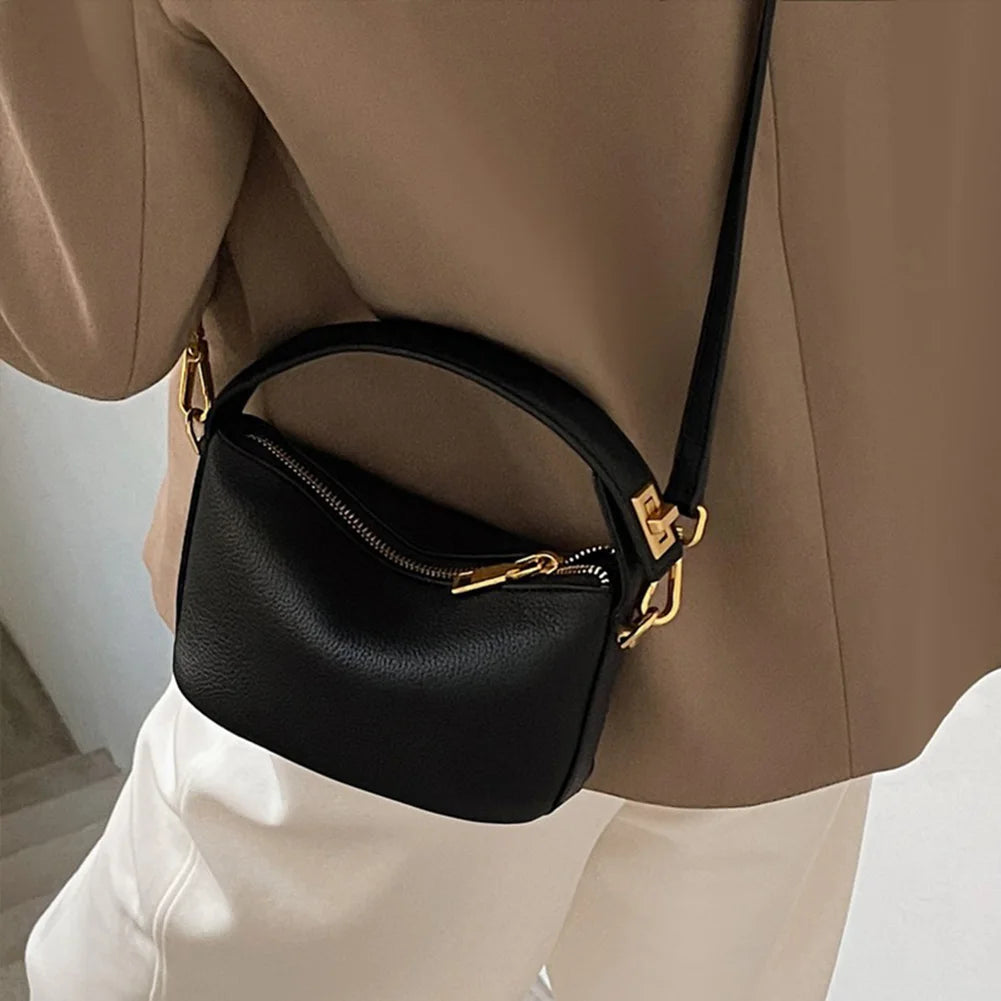 Lightweight PU Mini Purses Women Leather Mini Bag Solid Color Vegan Leather Crossbody Bags Zipper Closure All-Match Shoulder Bag