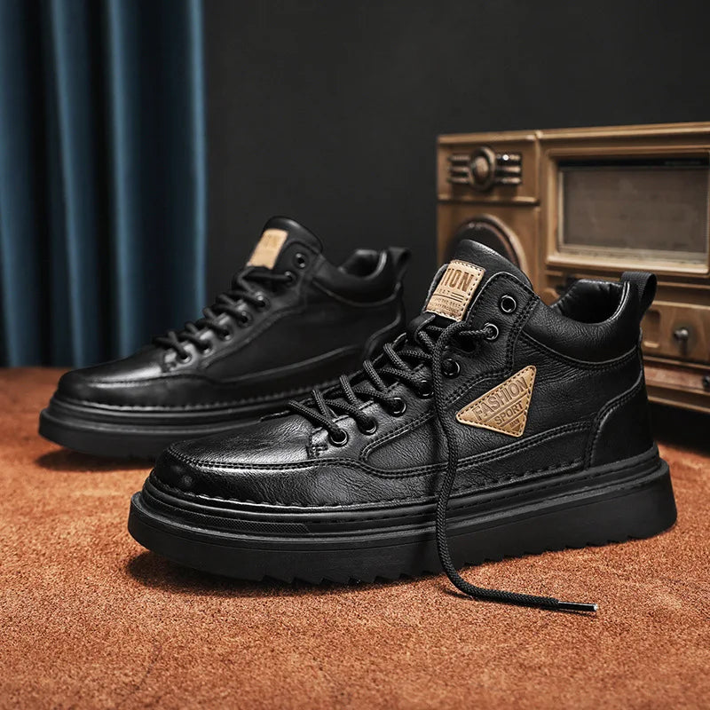 Men's shoes spring and autumn new casual board shoes leather boots solid color British leather shoes anti slip soft sole