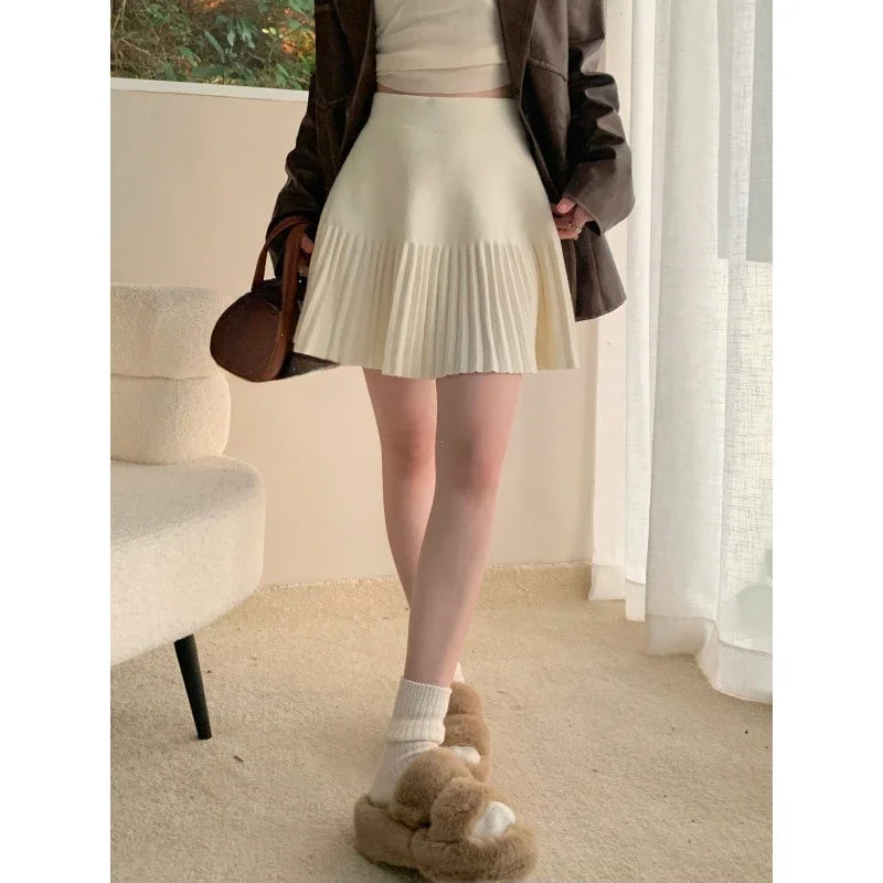 Spicy Girl Solid Color Versatile Knit Skirt Women's Early Autumn 2024 New Style High-Waisted Loose-Fit Slimming A- Line Mini Dre