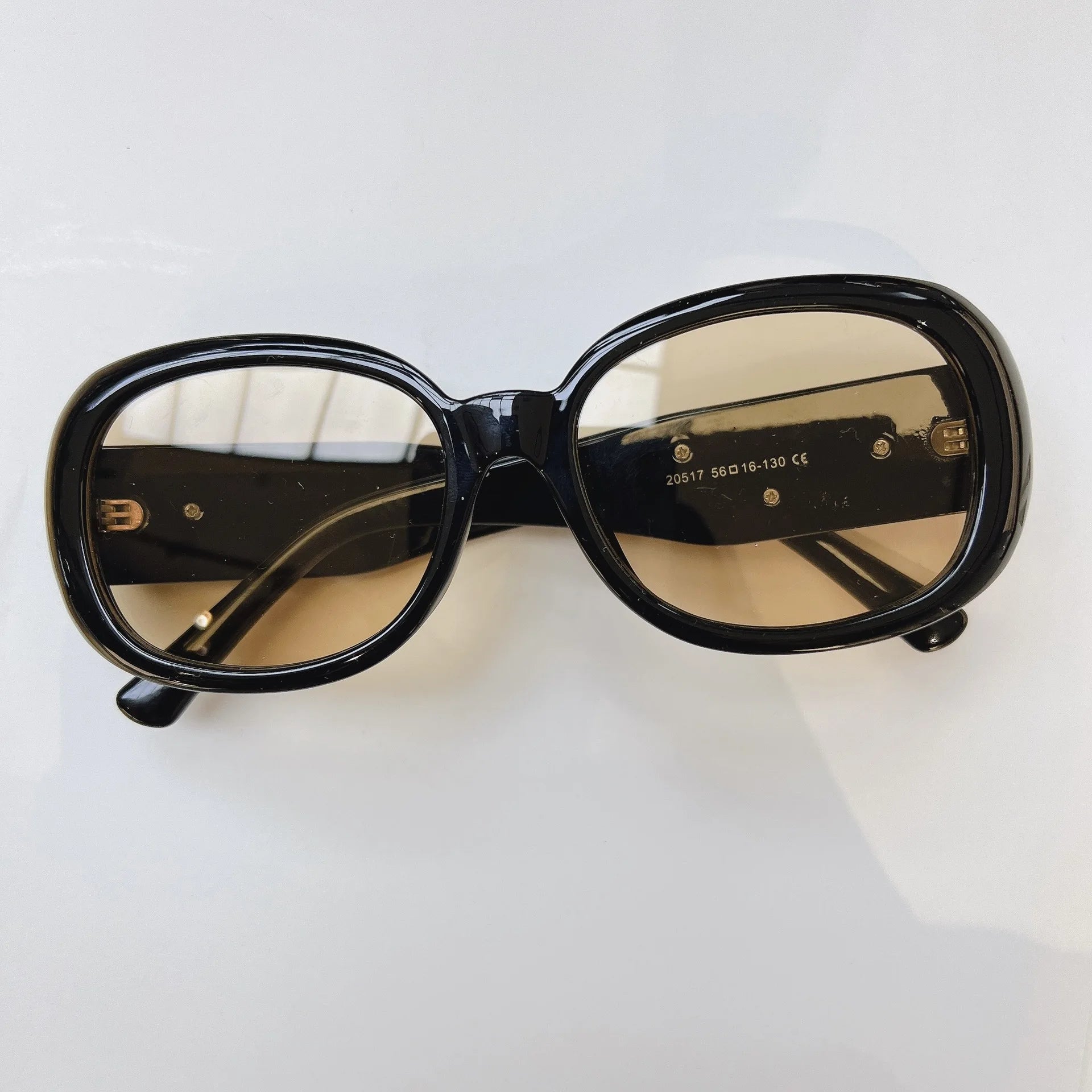 Small Frame Sunglasses for Women Fancy Sunglass Female Ladies Luxury Designer Vintage Gafas De Sol UV400 2025 New Sun Glasses