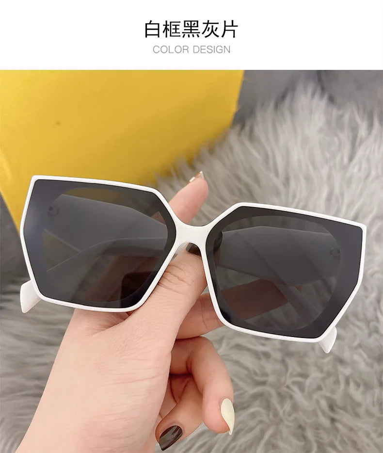 New Small Sunglasses Women Trendy Brand Sun Glasses Female Designer Vintage Eyewear Men Square Glasses UV400 Oculos De Sol