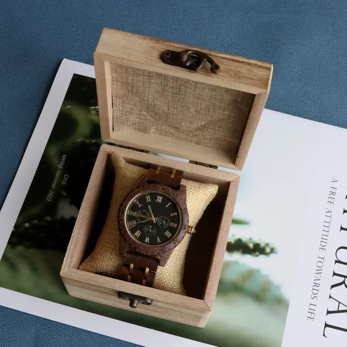 Men's Wooden Wrist Watches for Men Chronograph Fashion Wristwatches Business Blue Wood Mens Watches Clock reloj madera hombre