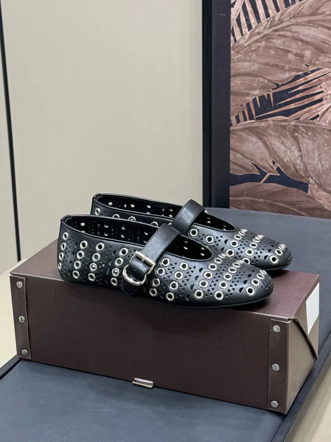 Women's Shoes Ballet Flats In Vienne Lambskin With Eyelets Classical Japonese Shoes Mary Jane