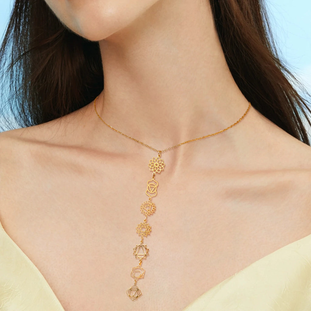 Cazador Stainless Steel 7 Chakra Flower Pendants Necklaces for Women Yoga Meditation Jewelry Amulet Necklaces Birthday Gift 2025