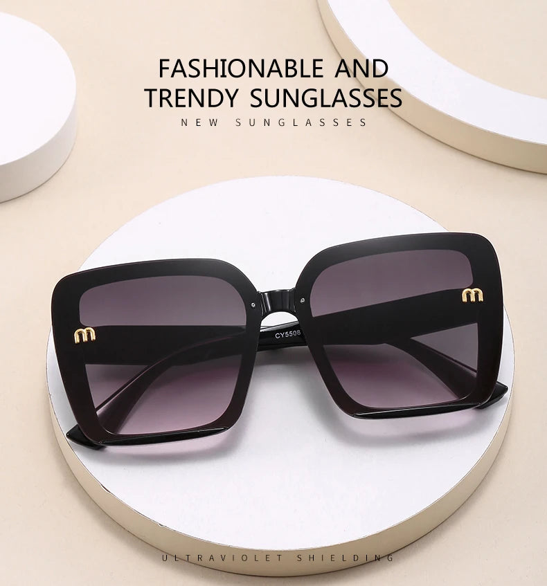 Brand Sunglasses Women's Square Classic Large Frame Fashion Men's Rectangular Letter Design Retro Sun Glasses UV400