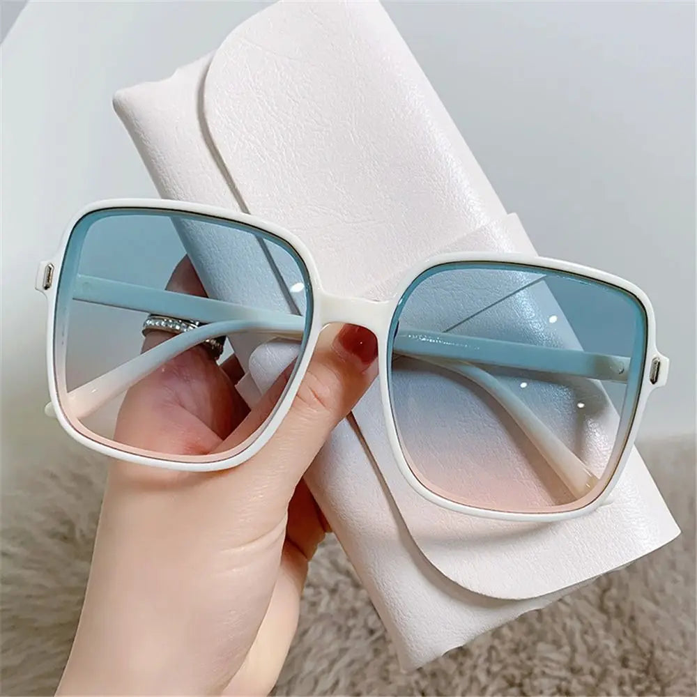 Oversized Sunglasses for Women Luxury Vintage Square Sun Glasses Classic UV400 Big Frame Lady Eyewear