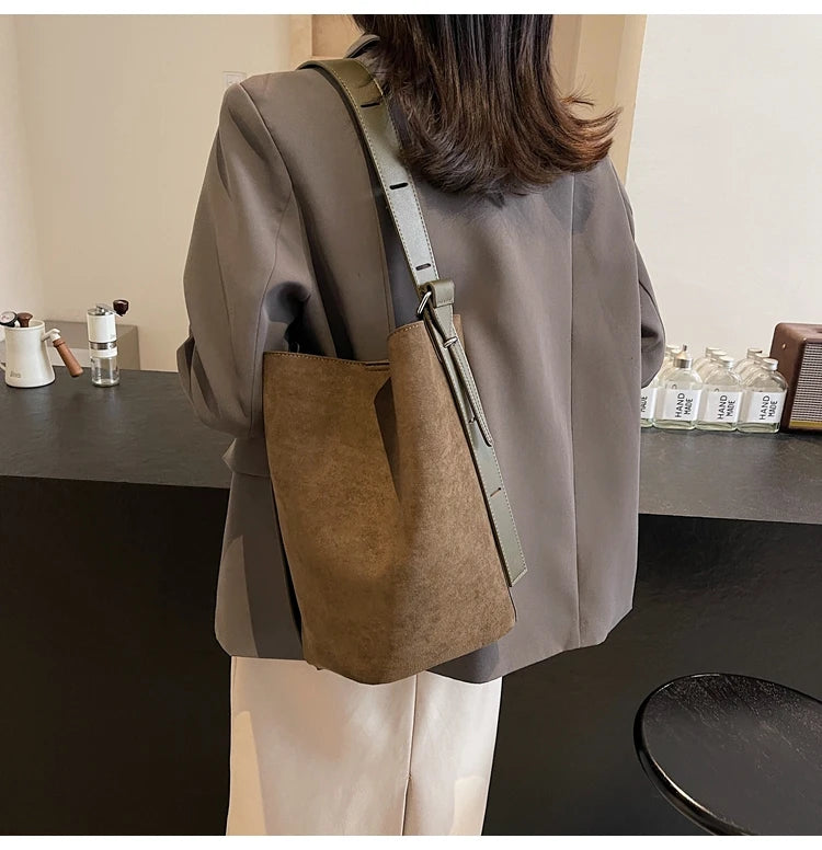 Retro Frosted Buet Bag Large Capaci Commuter Women's Single oulder Slant Cross Bag Soft PU Material Buet ape