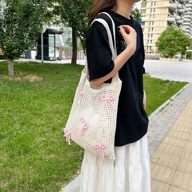 Women's woven bag  fresh and light single-shoulder crossbody bag  fashionable women's bag