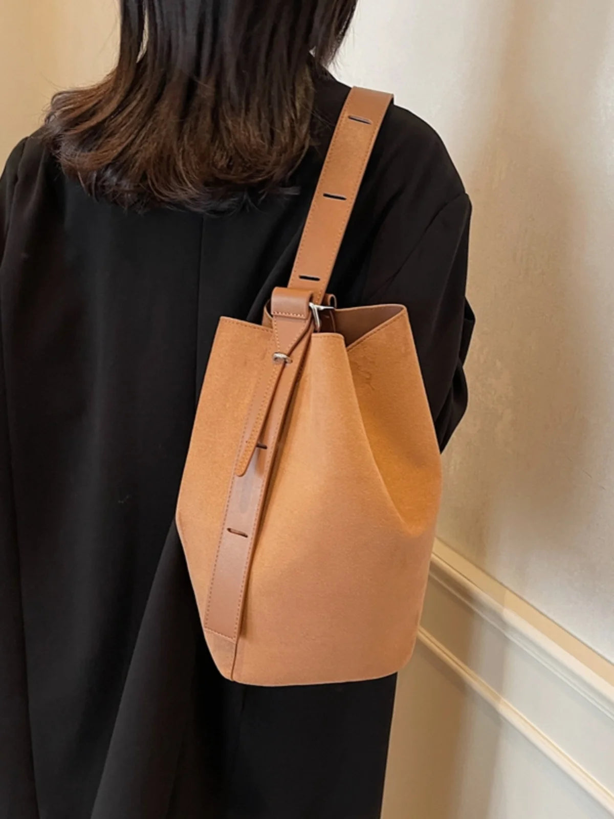 Retro Frosted Buet Bag Large Capaci Commuter Women's Single oulder Slant Cross Bag Soft PU Material Buet ape