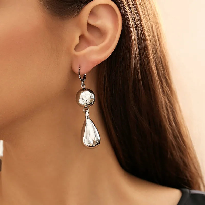 Exaggerated Round Bead Necklace Women's Versatile Beaded Metal Water Drop Collar