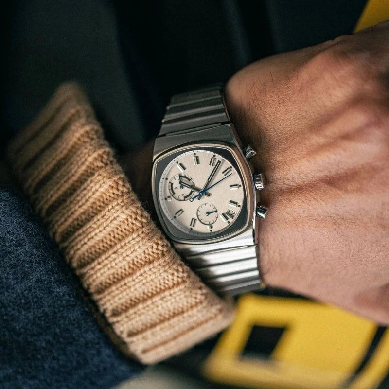 Square female field large dial high-end watch ladies brand authentic 2025 new light luxury niche art women's watch