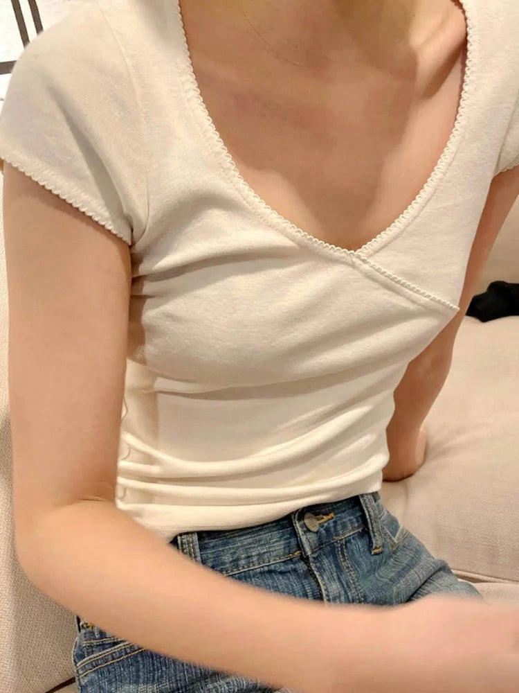 Vintage Slim T-Shirt Summer V Neck Streetwear Cotton Top 2024 Femme Sweet Cute Y2k Simple Tee Tops Woman Clothes