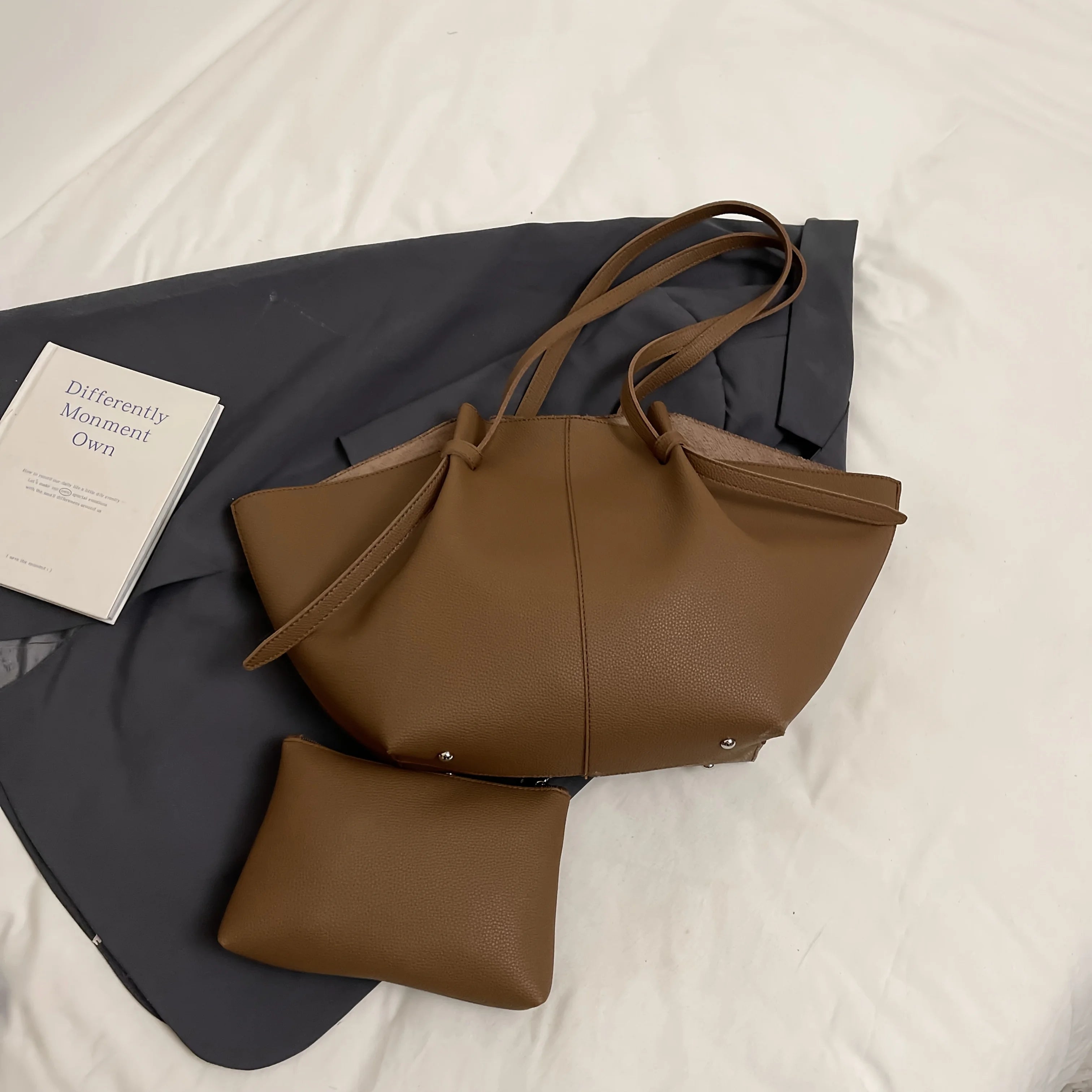 Women's Bag Set Casual Commute Out Shoulder Bag Everything Large Capacity High Appearance Level Tote Bag Underarm Bag