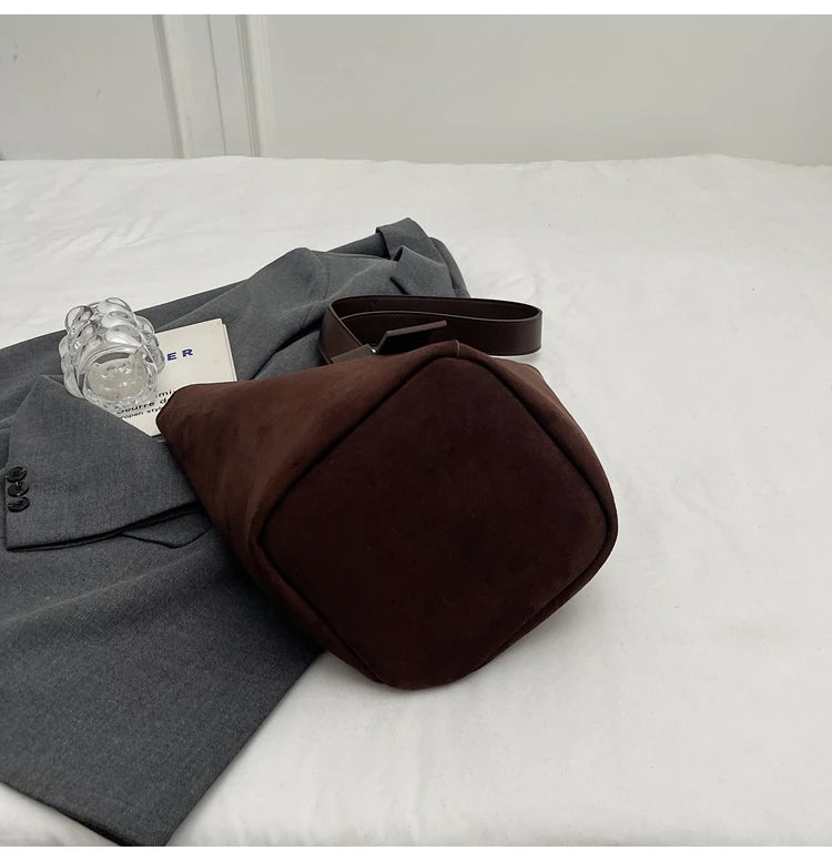 Retro Frosted Buet Bag Large Capaci Commuter Women's Single oulder Slant Cross Bag Soft PU Material Buet ape