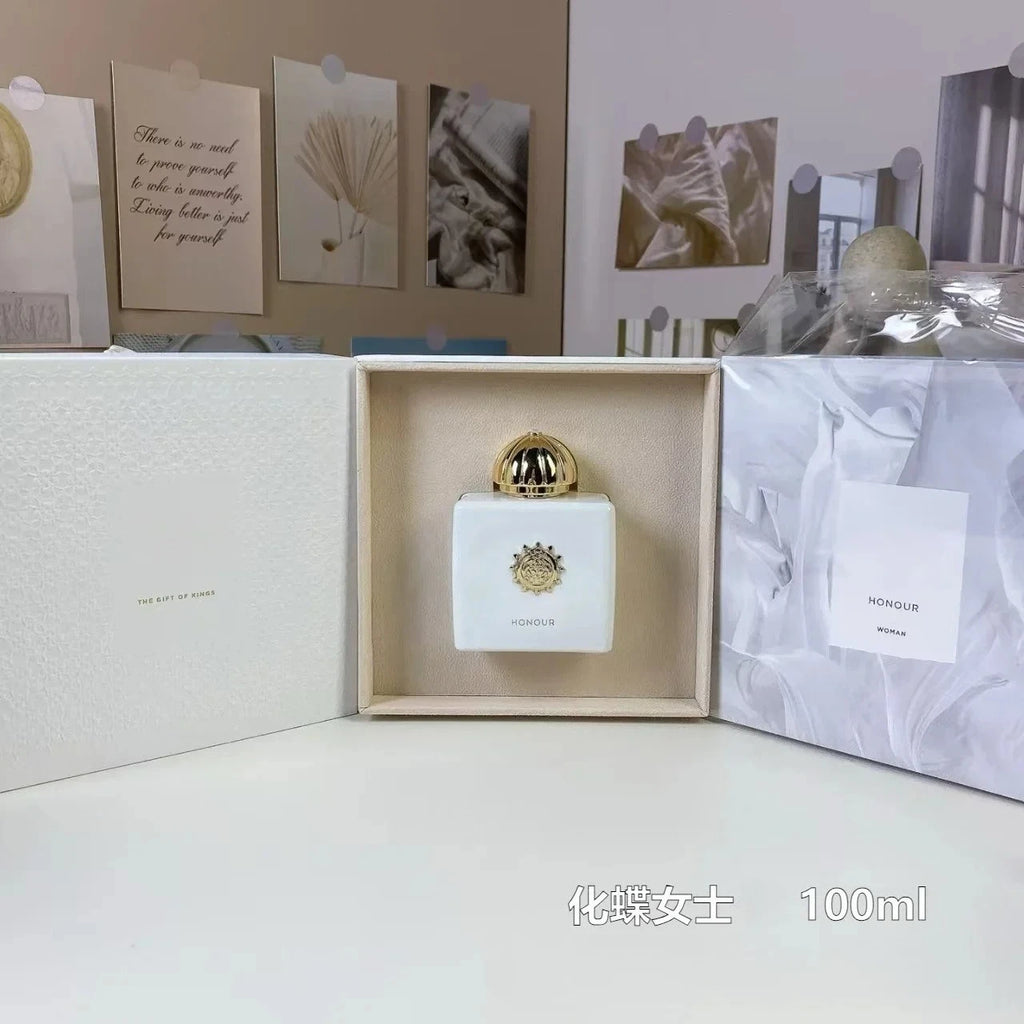 Long Lasting Fragrance 100ML High Quality Brand  tone Rich and charming floral and fruity fragrance body spray for women