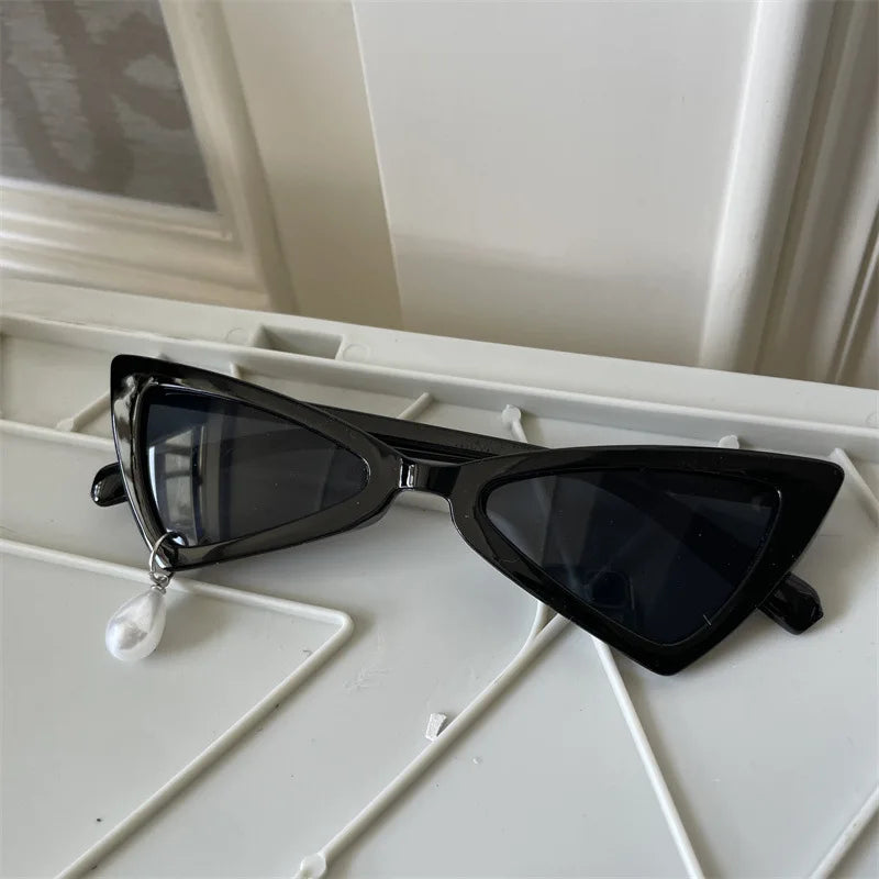 Pearl earrings water drop Designer sunglasses personalized niche sunglasses cat eye glasses for men and women