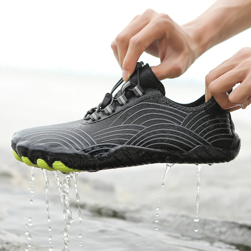 Water Shoes Non-slip Lightweight Aqua Shoes Breathable Soft Diving Sneakers Quick Drying Surfing Shoes for Water Sports