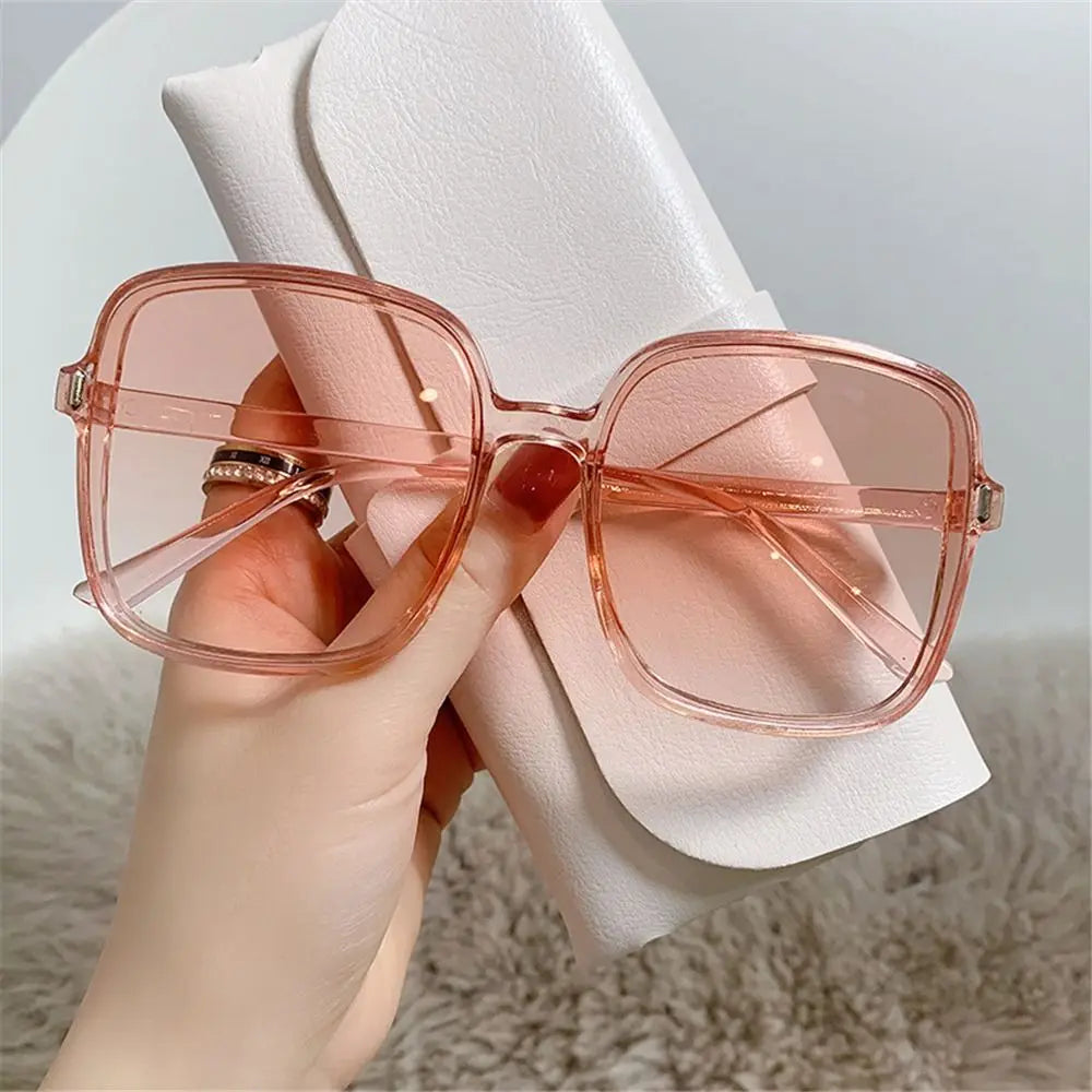 Oversized Sunglasses for Women Luxury Vintage Square Sun Glasses Classic UV400 Big Frame Lady Eyewear