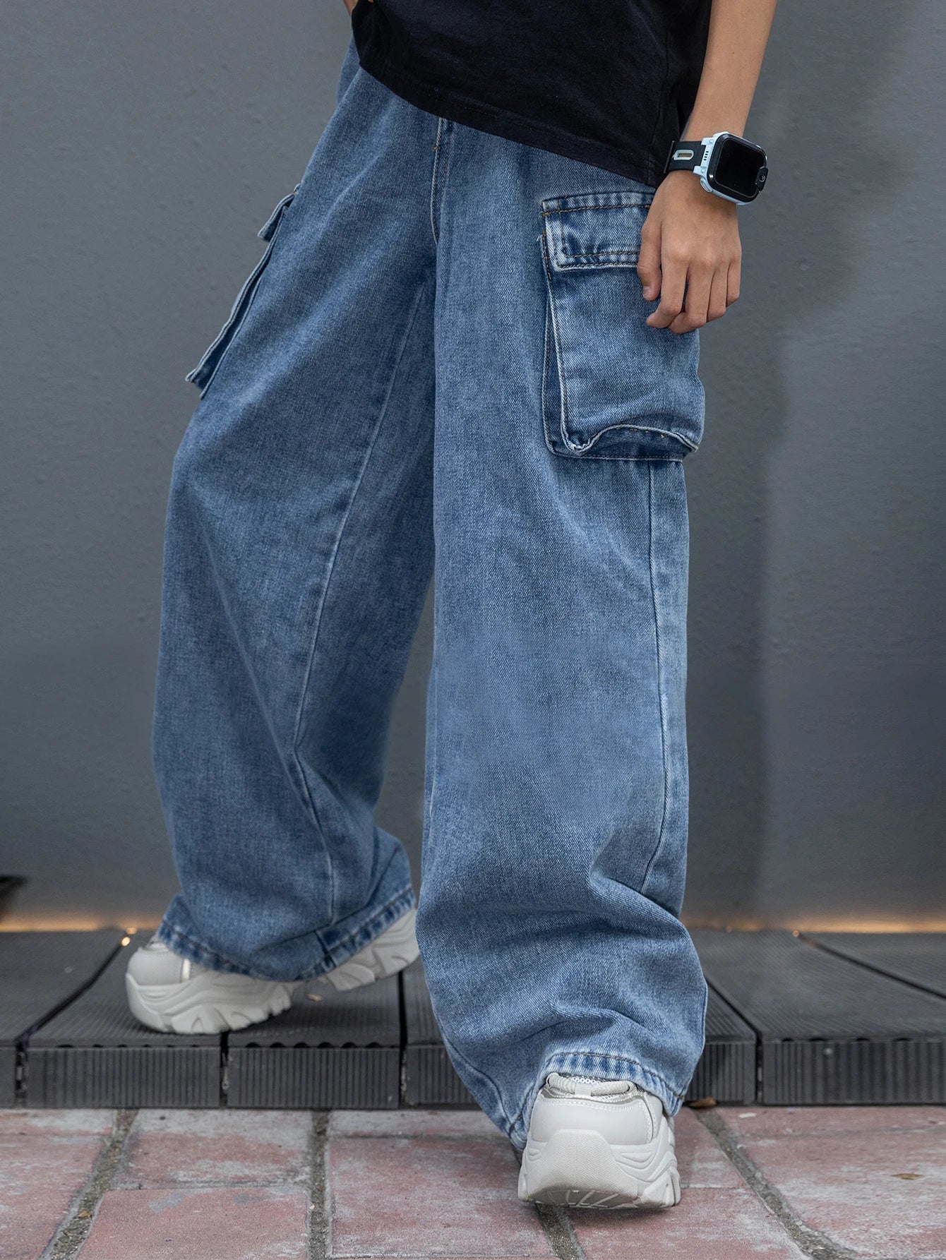 Vintage-washed academic-style casual workwear straight-leg jeans for teenage boys - loose-fit wide-l