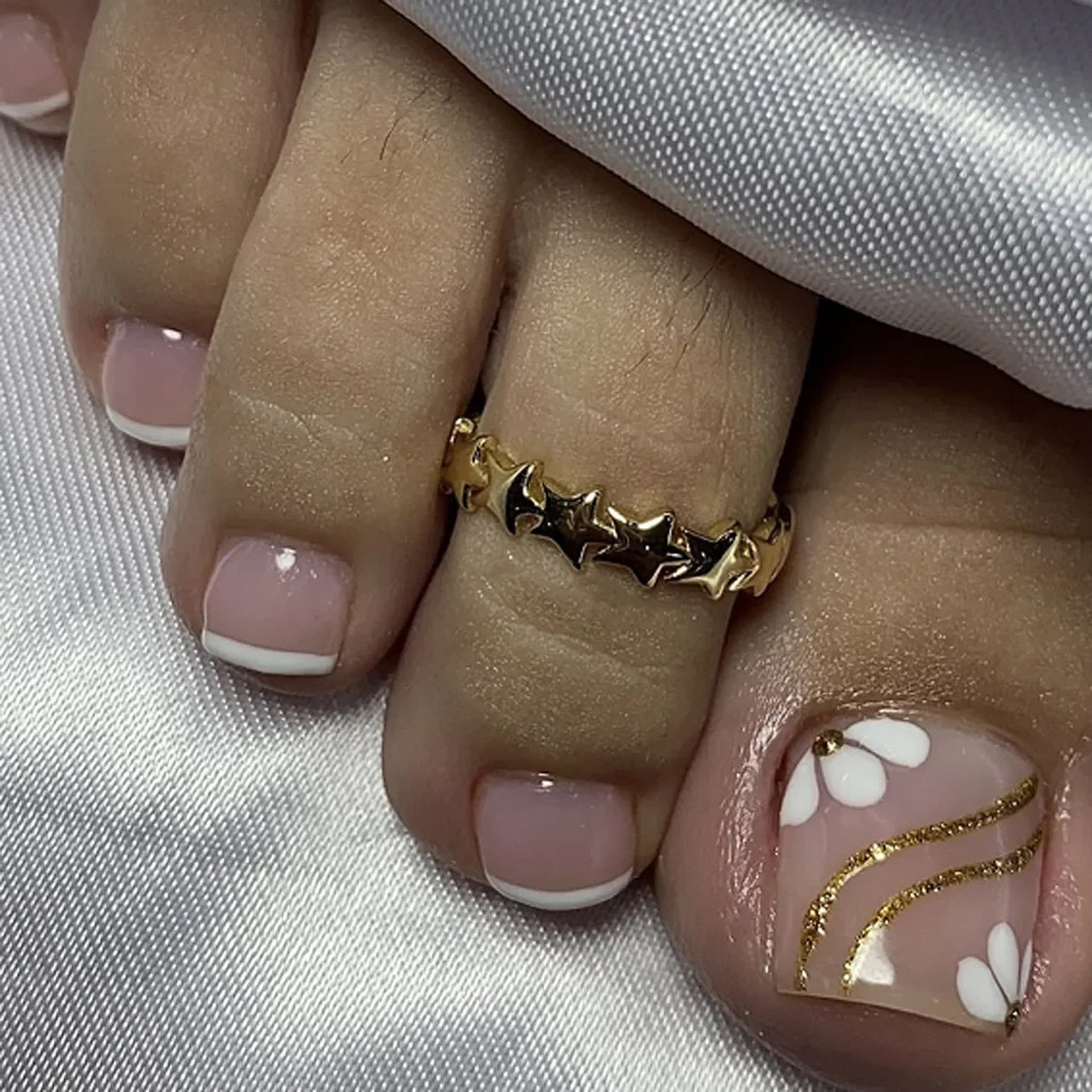 New French False Toe Nails with Heart Rhinestone Design White Edge Summer Press on Toenails Fashion Manicure Fake Toenail Patch