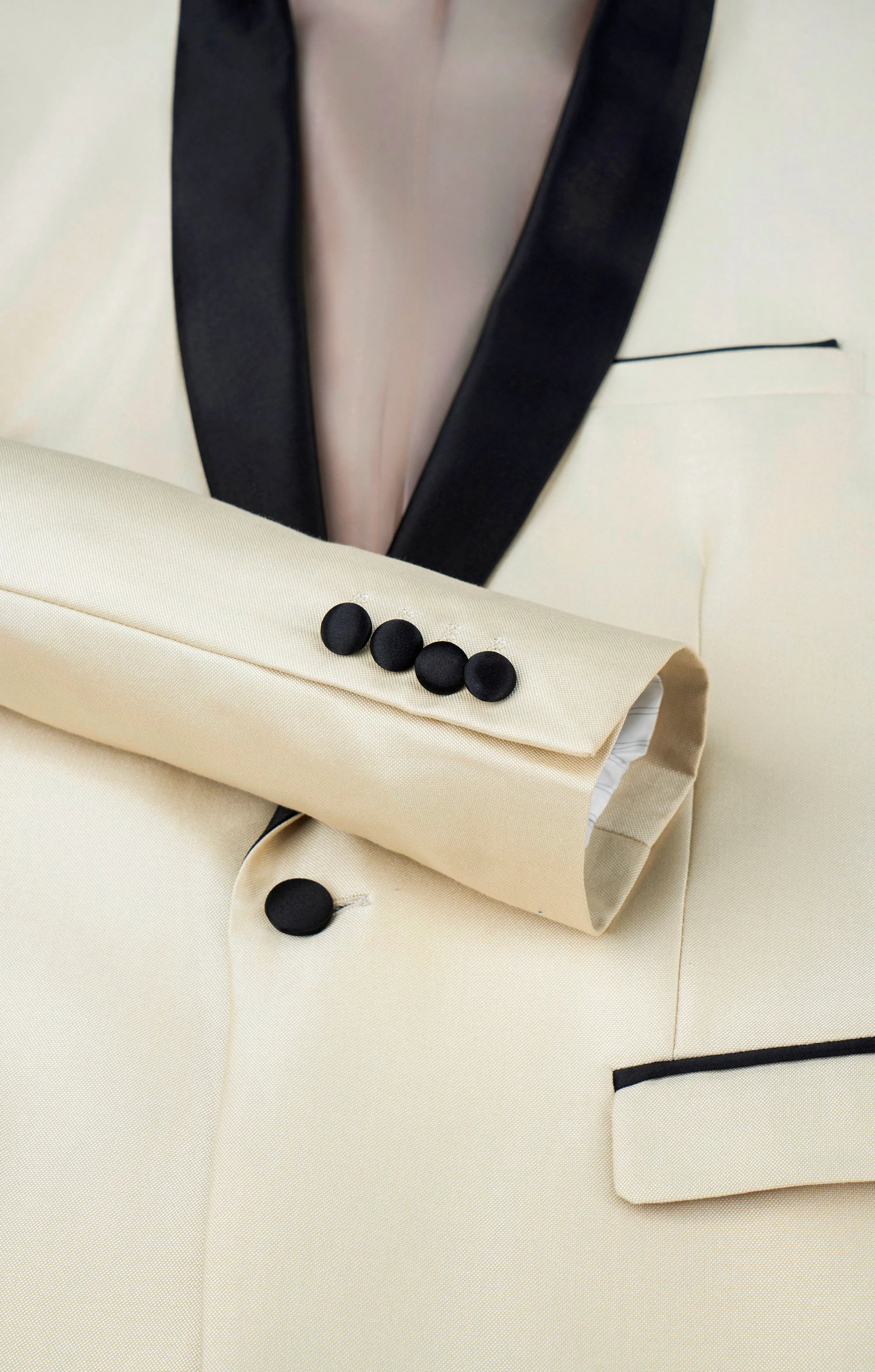 Customized Luxury Men Suits Single Breasted Peak Lapel 3 Piece Jacket Pants Vest Full Sets High Quality Clothing Terno Blazers