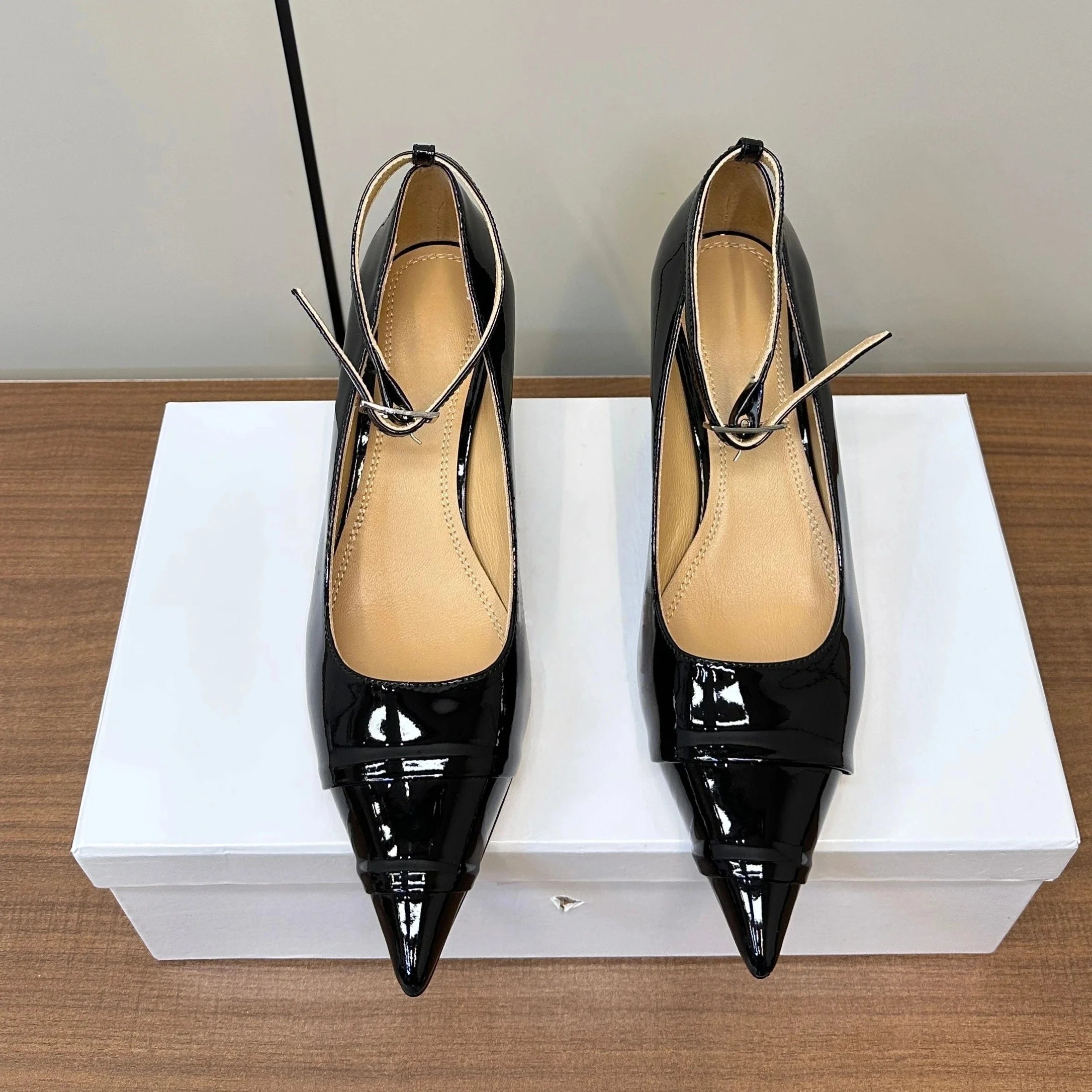 2025 Newest Genuine Leather Round-Toe Ankle-Strap Woman Flats Mary Janes Ballet Dance Shoes Banquet Shoes Woman Sapato Feminino