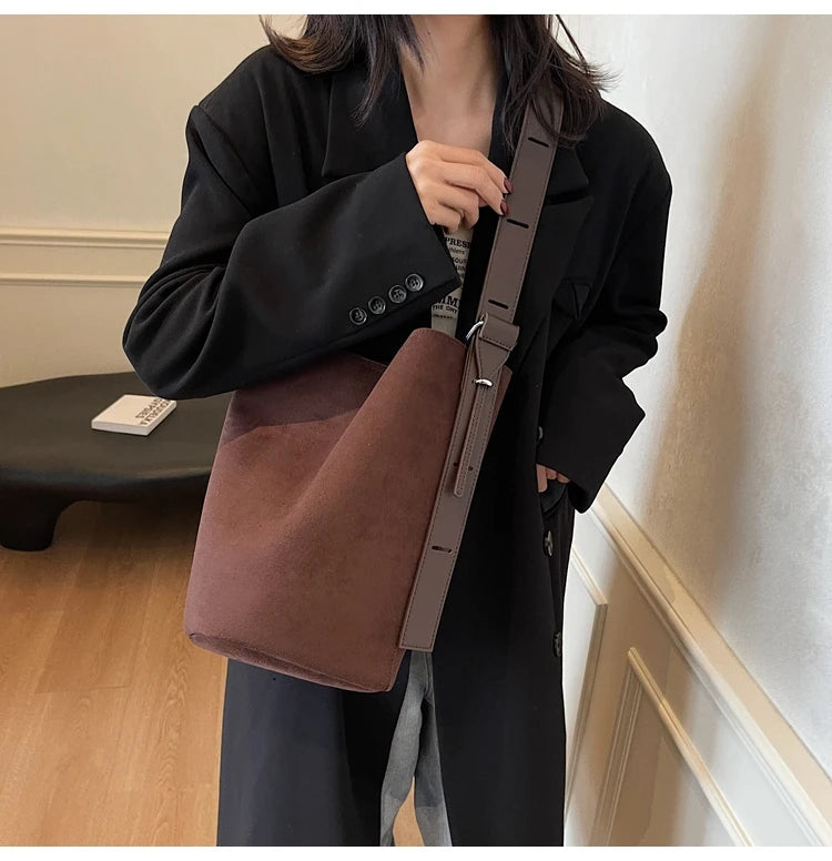 Retro Frosted Buet Bag Large Capaci Commuter Women's Single oulder Slant Cross Bag Soft PU Material Buet ape