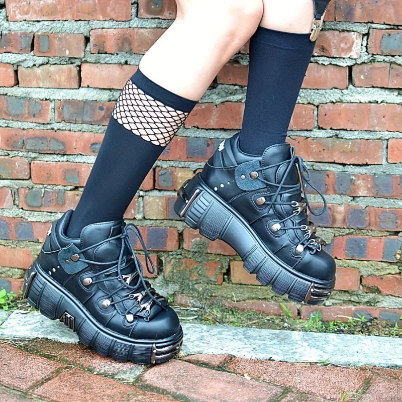 Thick Bottom Platform Women Sneakers Rock Metal Decoration Large Size Casual Trainers Punk Style Gothic Sport Shoes Female Daily