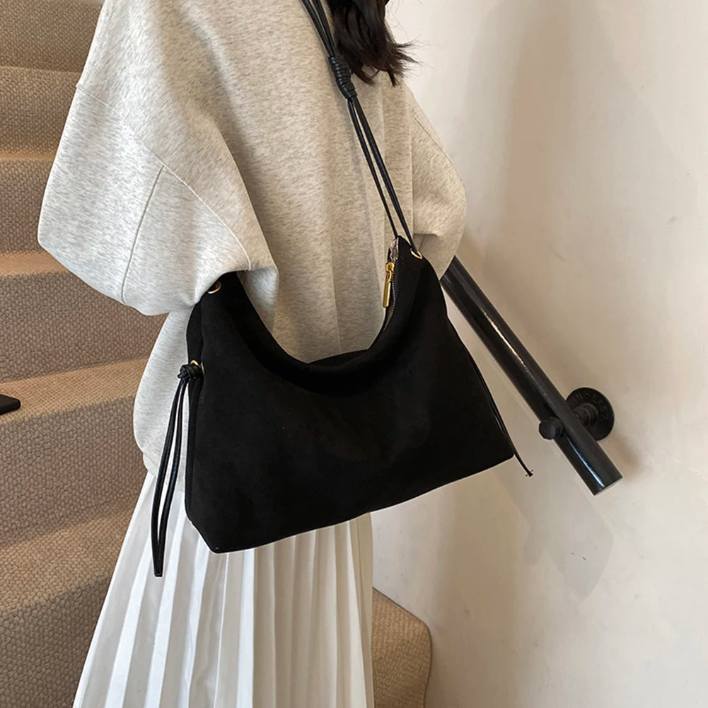 Women Suede Shoulder Bag Adjustable Strap Messenger Bag with Zipper Trendy Retro Handbag for Work Travel