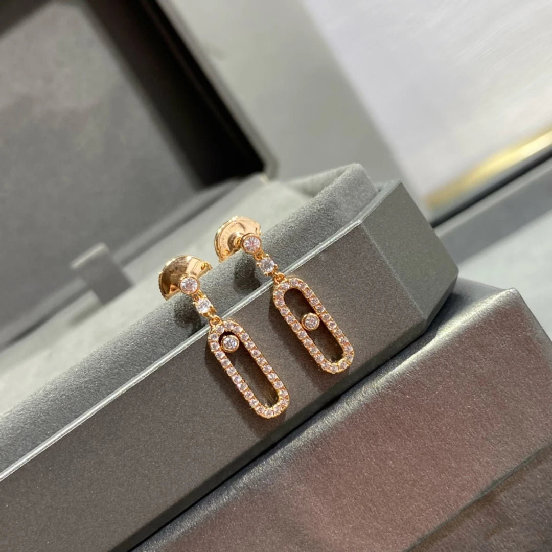 Classic French luxury jewelry S925 women's earrings made of pure silver material. Exquisite engagement gift. move stone
