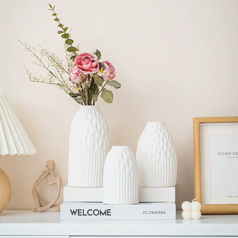 Ceramic Vases Set of 3 White Round  Design Handmade Terracotta Flower Pot Home Decor Christmas Decoration Table Centerpiece