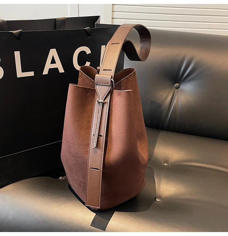 Retro Frosted Buet Bag Large Capaci Commuter Women's Single oulder Slant Cross Bag Soft PU Material Buet ape