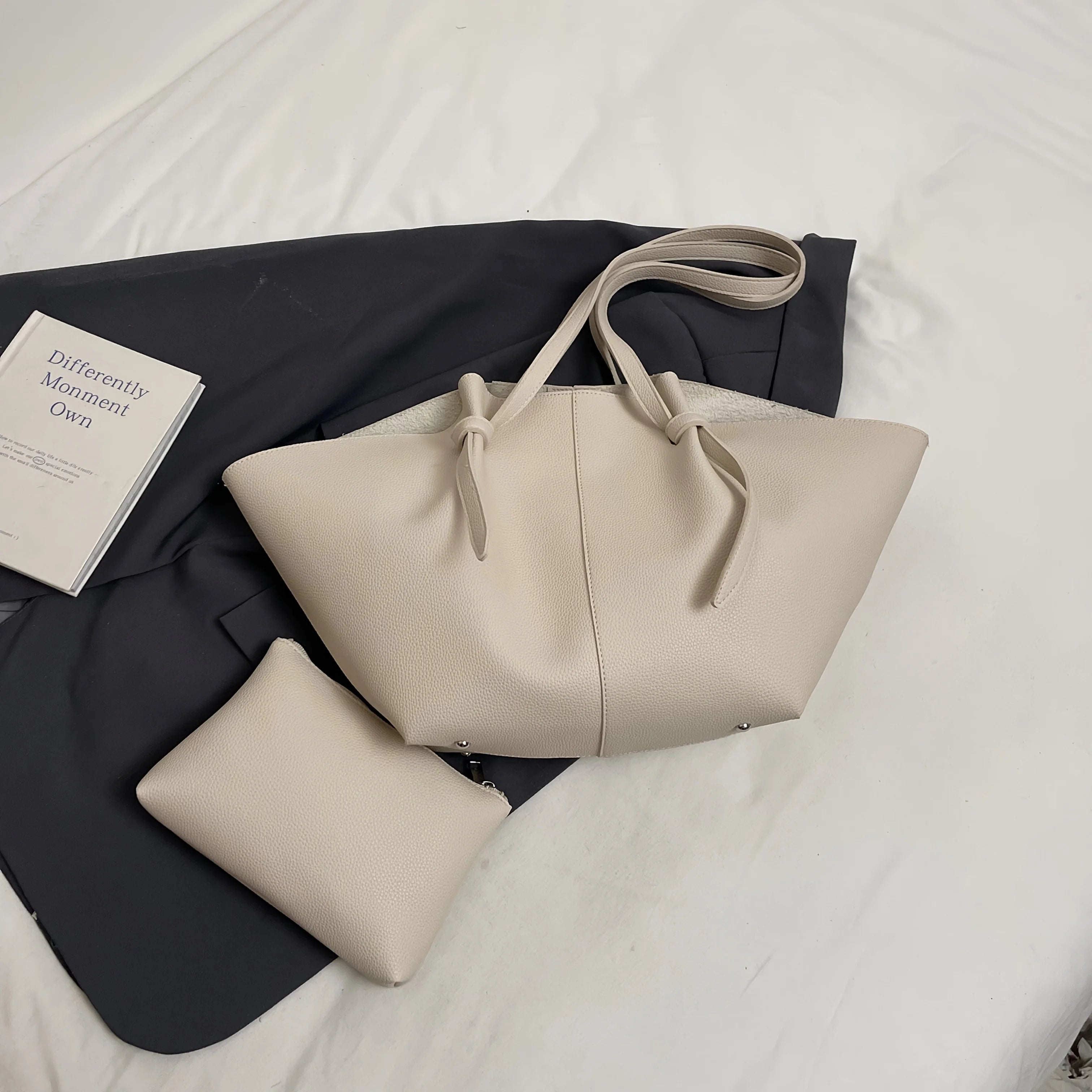Women's Bag Set Casual Commute Out Shoulder Bag Everything Large Capacity High Appearance Level Tote Bag Underarm Bag